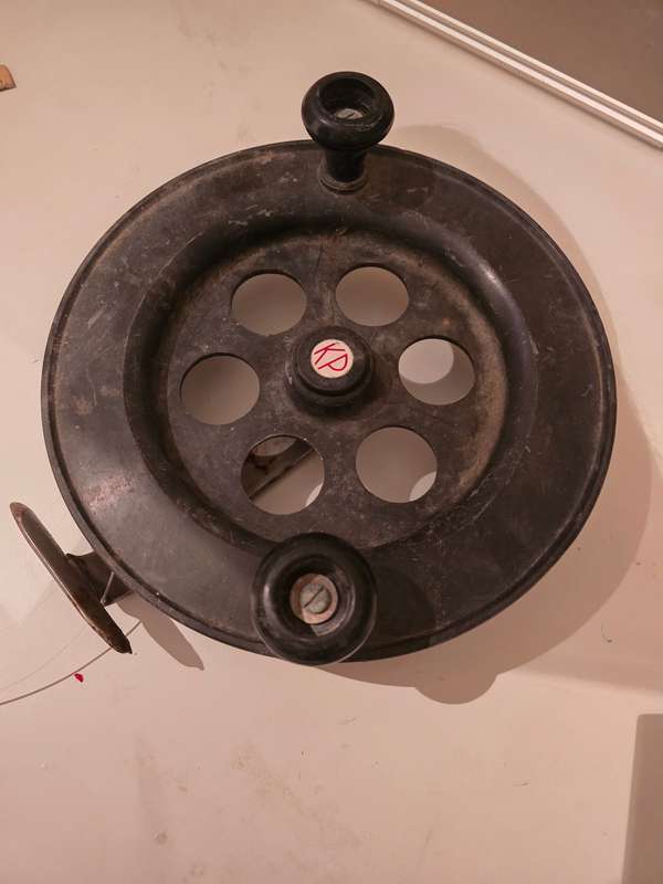 KP FISHING REEL