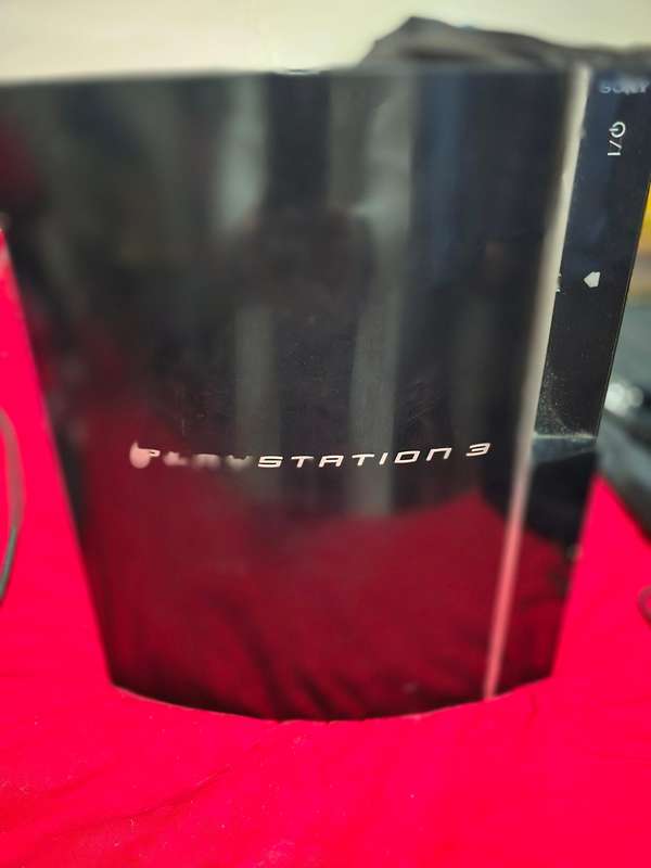 custom-modded PlayStation 3 bundle (cannot connect online)
