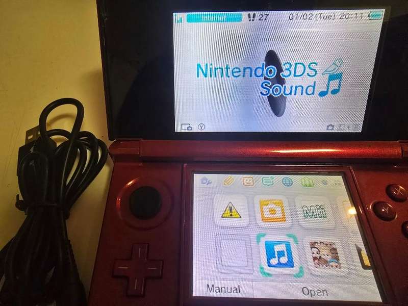 Original Nintendo 3DS with CFW, Over 250 Games Preloaded