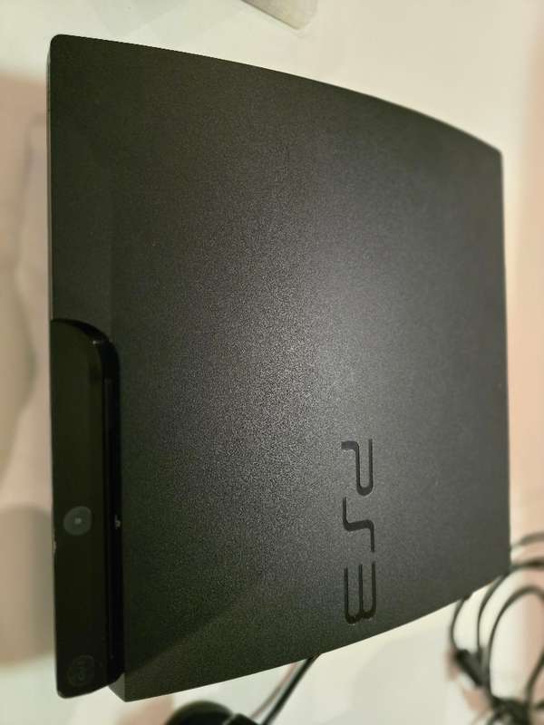 PlayStation 3 500g CFW PS Move and 37 games