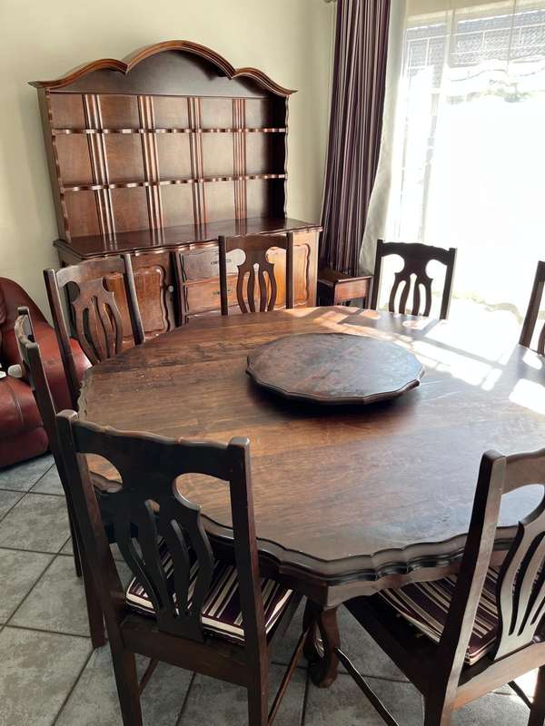 8-Seater Dining Set with Lazy Susan