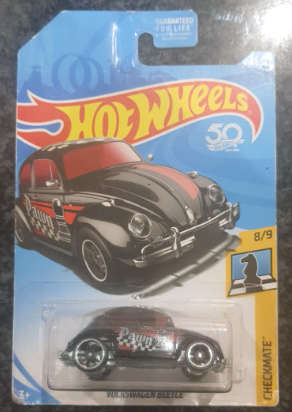 HOT WHEELS VOLKSWAGEN BEETLE PAWN