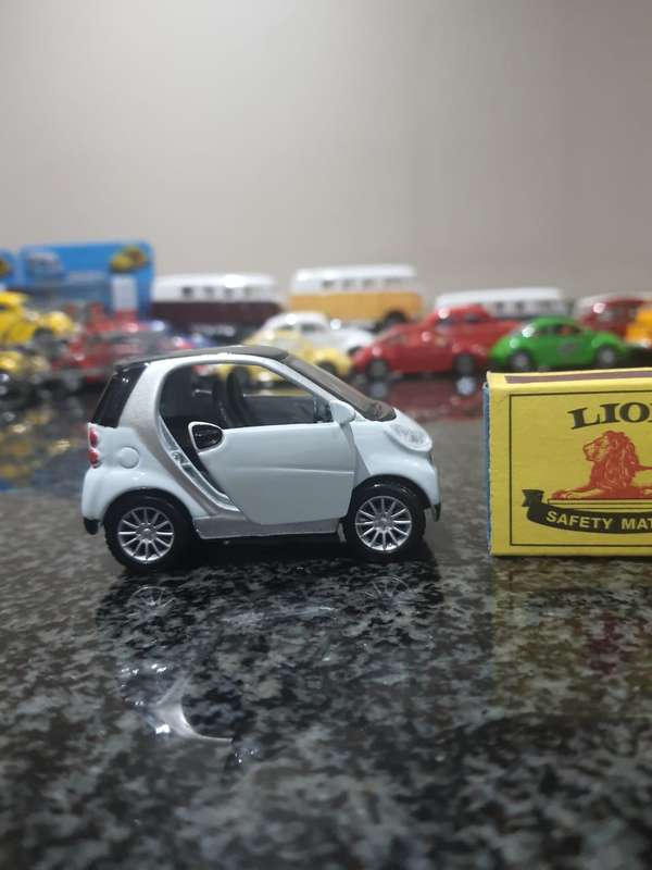 MAISTO SMART FOR TWO SCALE 1/3 (J582)