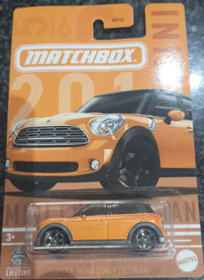 MATCHBOX MINI SET OF 6