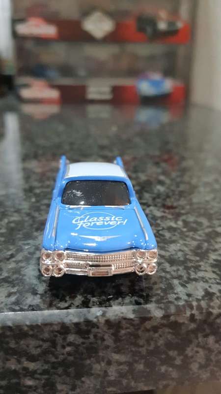 ACTION WHEELS (A086)