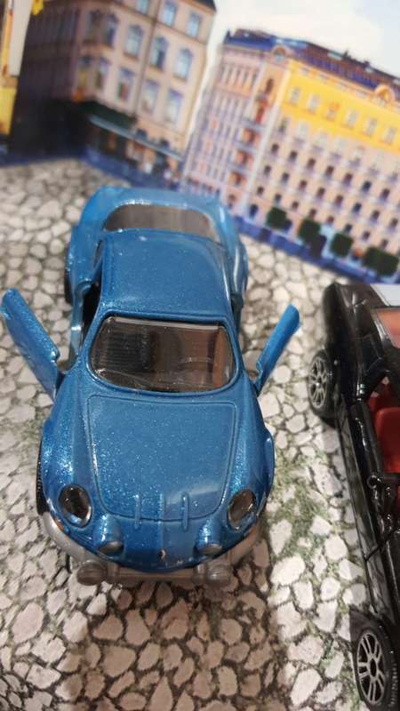 MAJORETTE (A093)