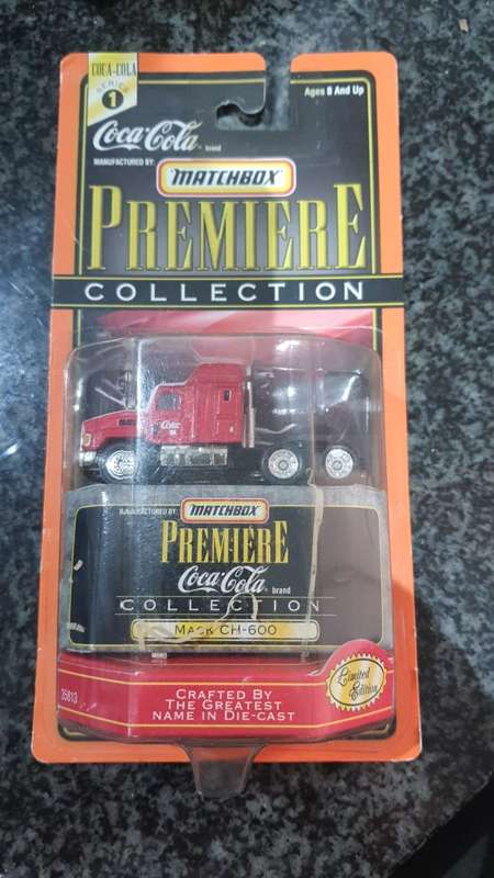 MATCHBOX PREMIERE COLLECTION MACK CH 600 COCA COLA