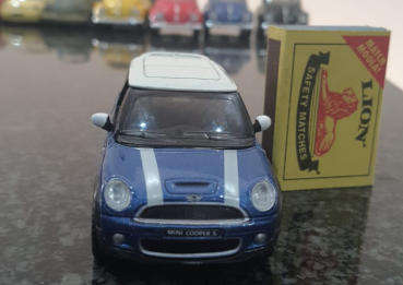 MAISTO MINI COOPER 1/36 (A007)