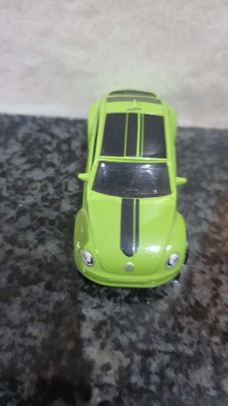 HOTWHEELS VOLKSWAGEN BEETLE NEW (A069)