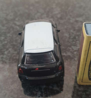 MINI (A011)