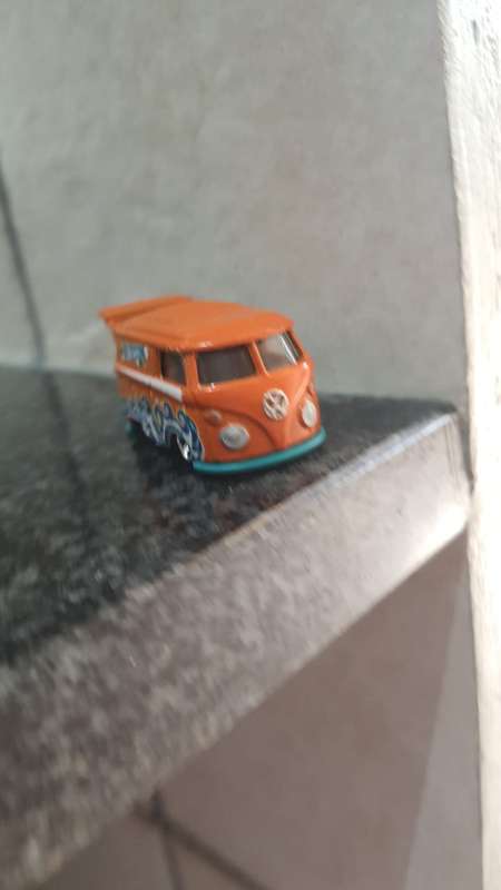 HOTWHEELS KOOL KOMBI