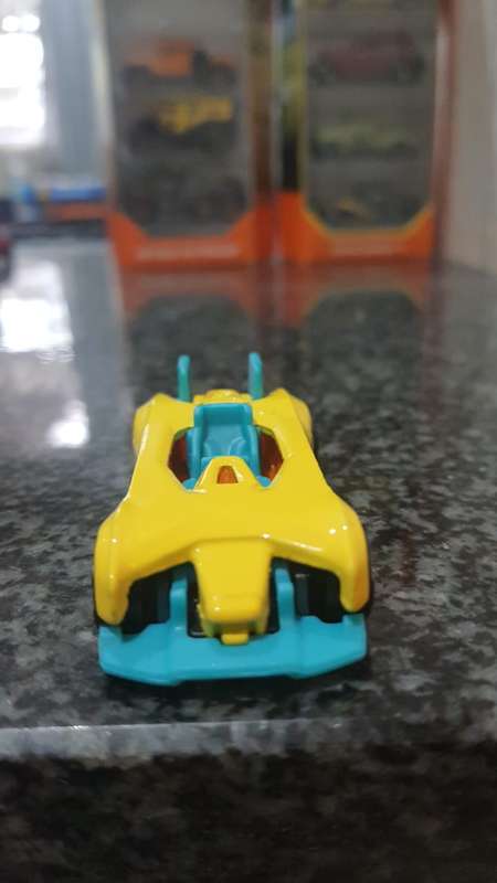 HOTWHEELS ELECTRO SILHOUETTE