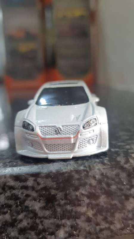 HOTWHEELS VOLKSWAGEN GOLF GTI (A066)