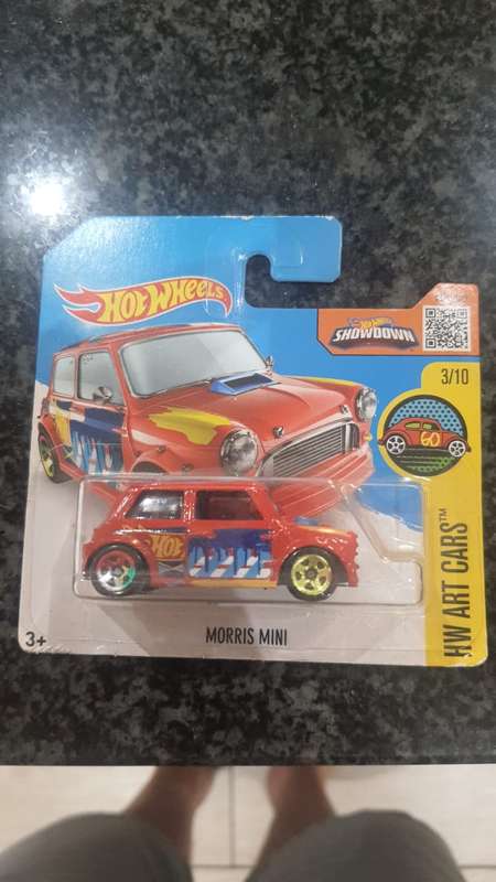HOT WHEELS MORRIS MINI