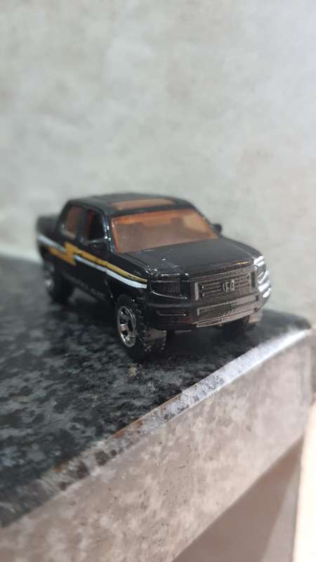 MATCHBOX HONDA RIDGELINE 2007 (A039)