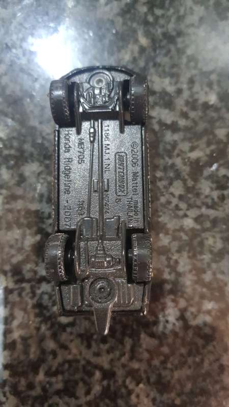 MATCHBOX HONDA RIDGELINE 2007 (A039)