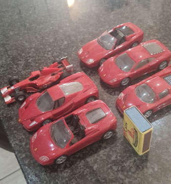 V POWER FERRARI SET OF 6 (A019)