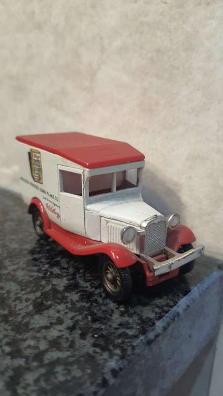 LLED0 PROMOTIONAL MODEL (A026)