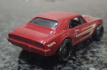 Hot Wheels 67 Pontiac Firebird 400