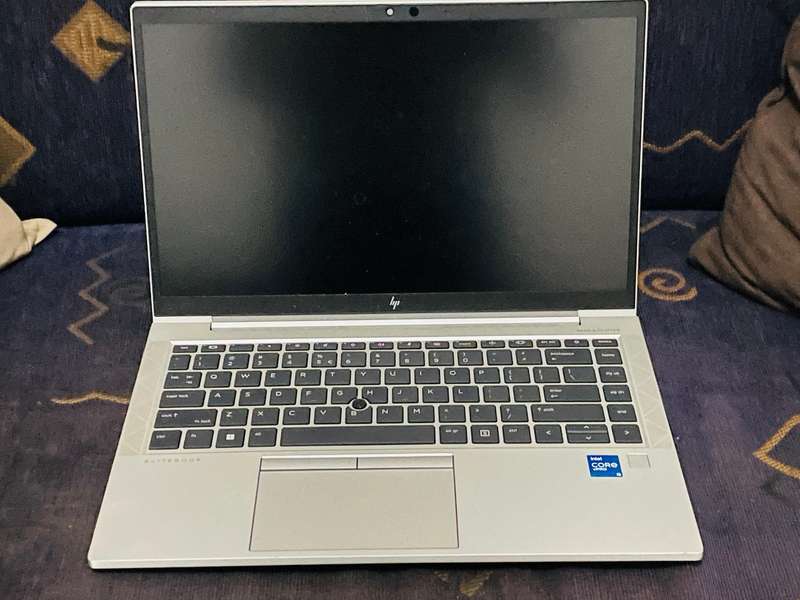 HP ElITEBOOK 840 G8