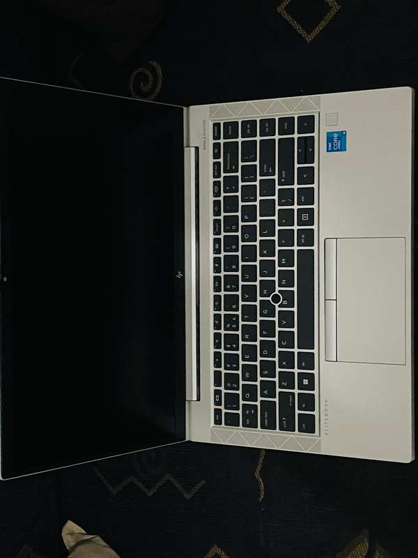 HP ElITEBOOK 840 G8