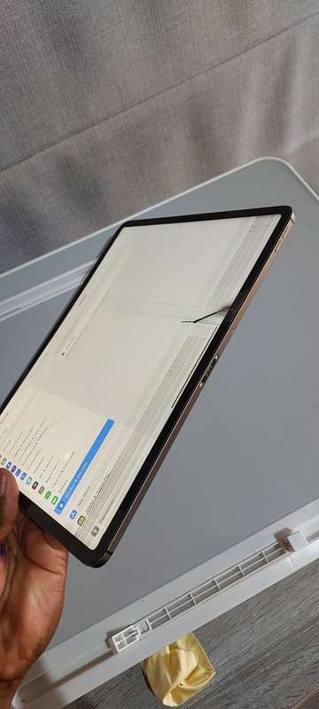 Apple iPad Pro 12.9-inch 3rd Generation 256GB WiFi & Cellular A1895
