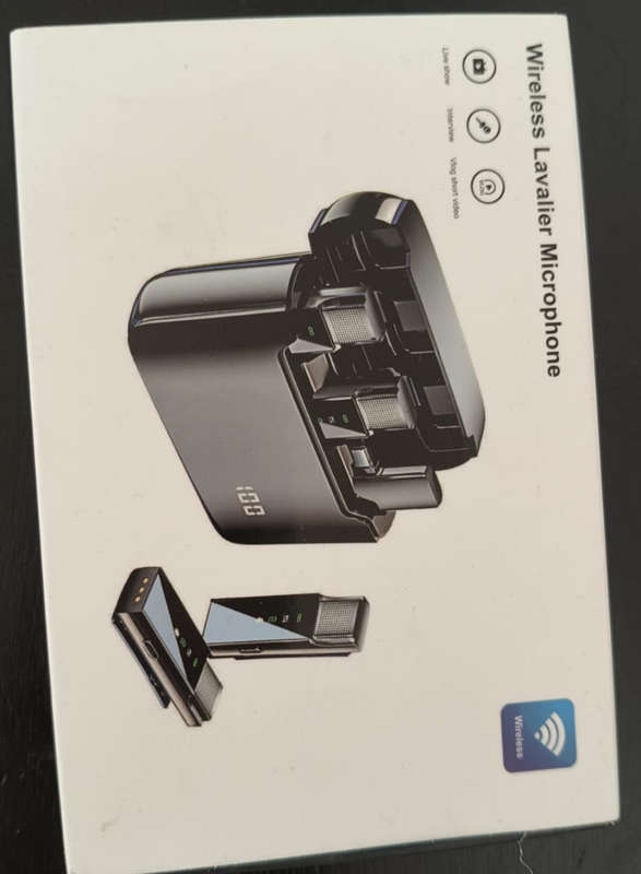 Wireless Lavalier Microphone with Display Charging Box- For IPHONE