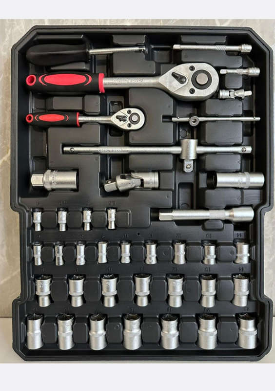 187 Piece A Must Have All In One Handyman DIY Tool Kit On Wheels & Gloves