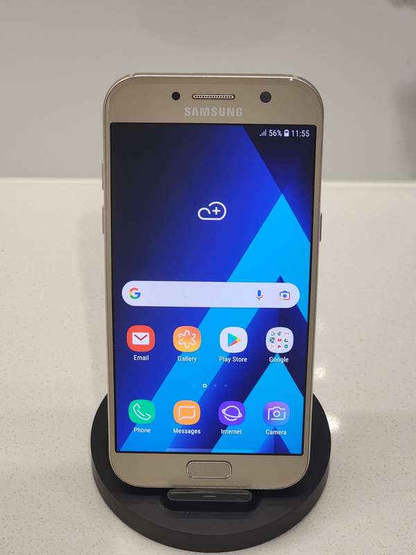 Samsung Galaxy A5 (2017)  Fully Functional | Light Back Wear & Screen Scratches | USB Cable Include