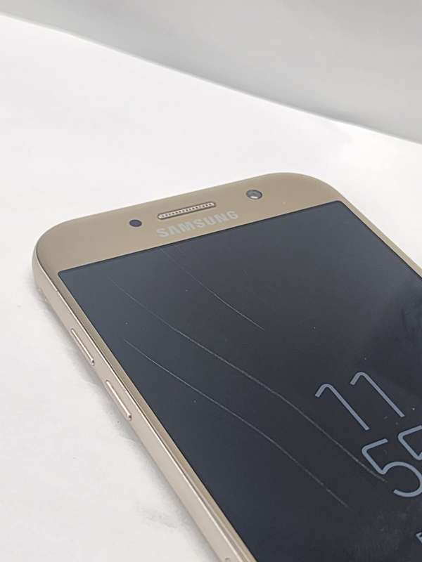 Samsung Galaxy A5 (2017)  Fully Functional | Light Back Wear & Screen Scratches | USB Cable Include