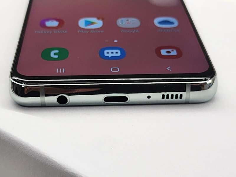 Samsung Galaxy S10 Plus  Green  128GB  Excellent Condition  New Screen & Back Glass!