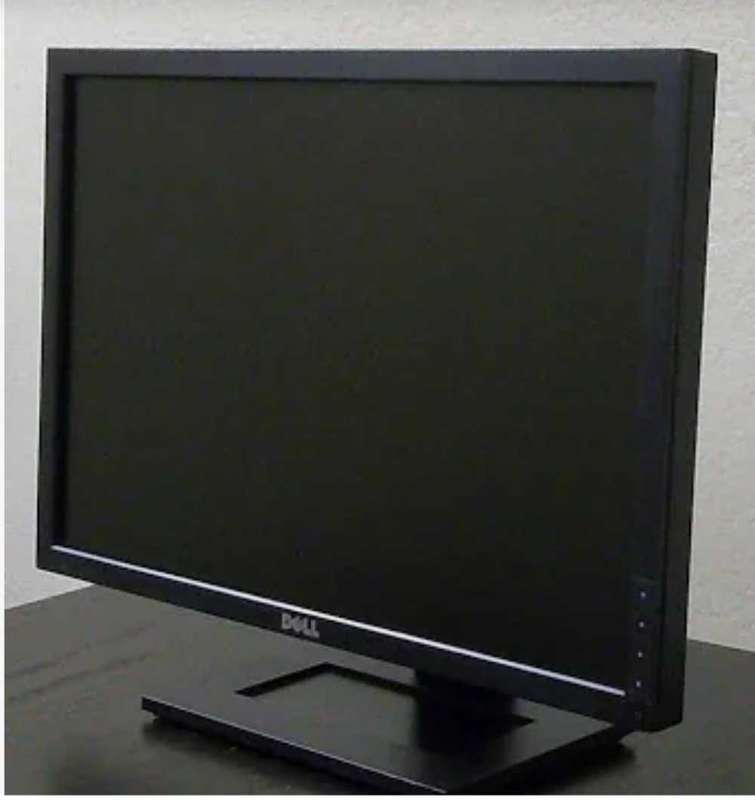 Dell E2210F 1680 x 1050 Resolution 22" WideScreen LCD Flat Panel