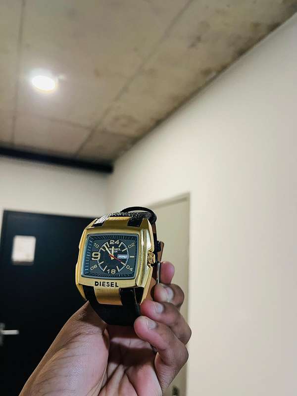 Diesel Bug Out Black Leather Strap Watch DZ1216