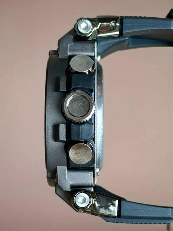 Casio G - Shock MTG B1000