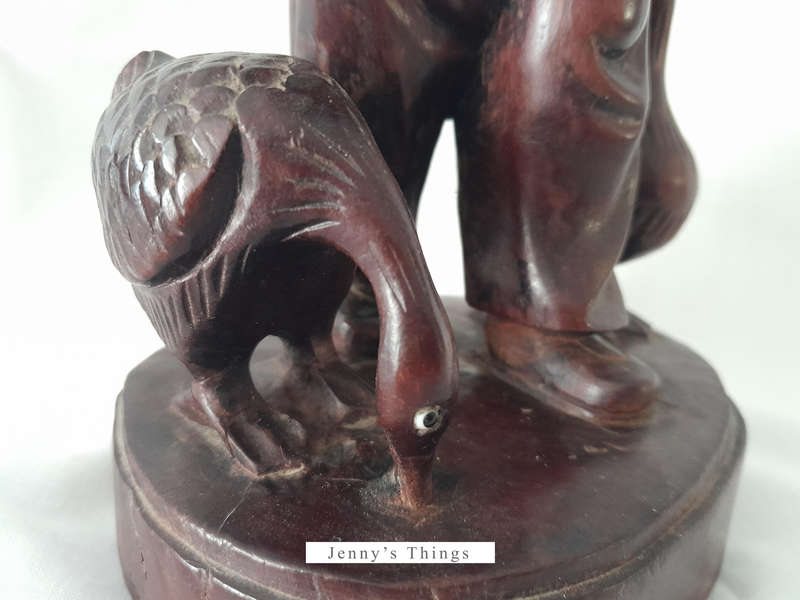 Wooden Chines figurine - Girl feeding geese (Height 27cm)
