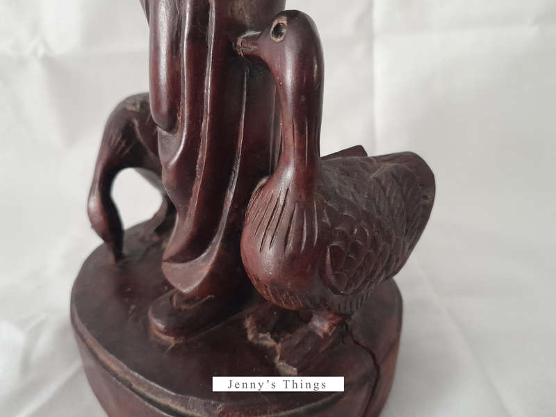 Wooden Chines figurine - Girl feeding geese (Height 27cm)
