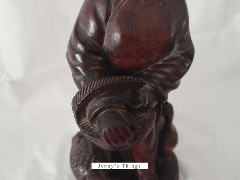 Wooden Chines figurine - Girl feeding geese (Height 27cm)