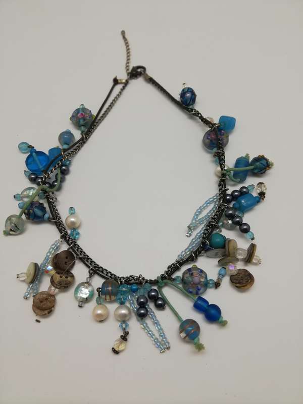 Costume Jewellery - 8 Necklaces
