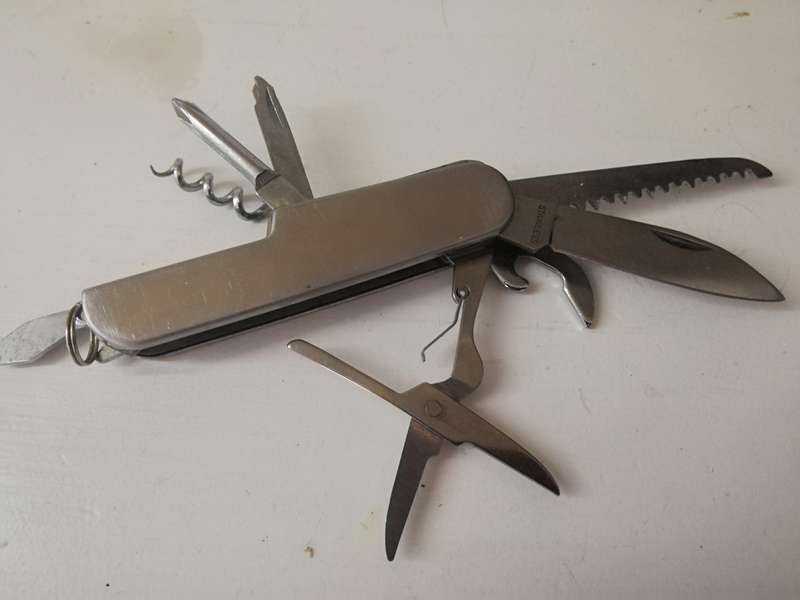 Seven Vintage Pocket Knives (Joblot)