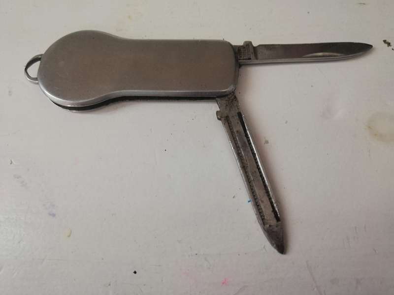 Seven Vintage Pocket Knives (Joblot)