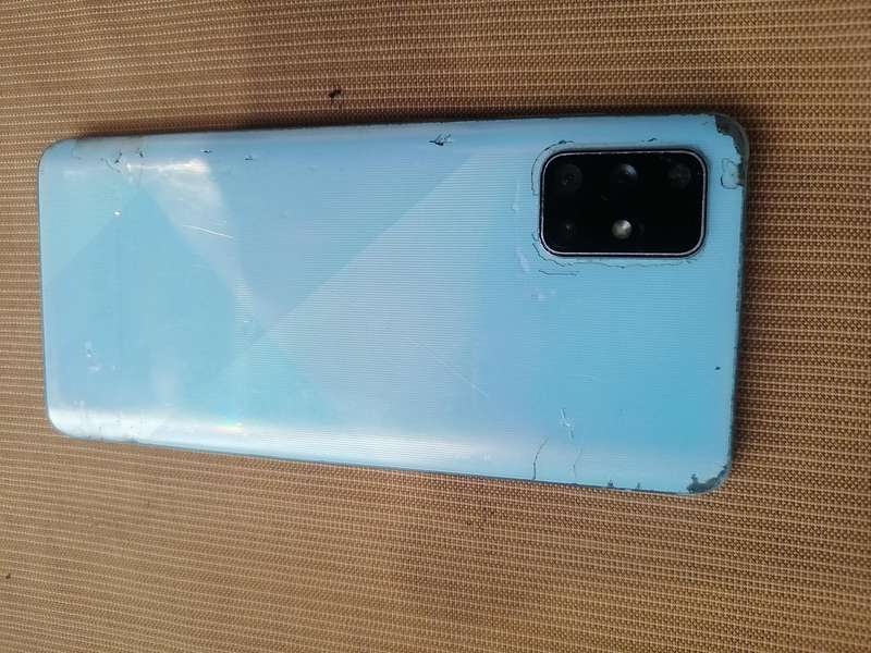 Samsung a71
