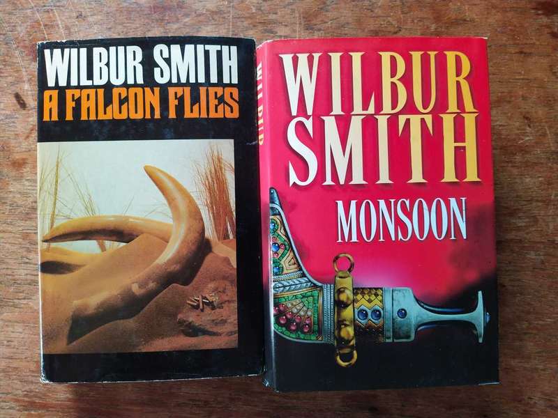 Wilbur Smith 2 book bundle no.1