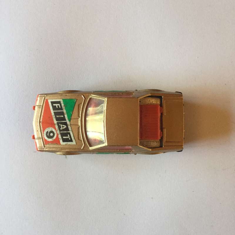 Fiat 9 - Corgi Juniors