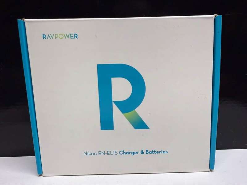 RAVPOWER EN-EL15 Charger & Batteries ( NIKON )