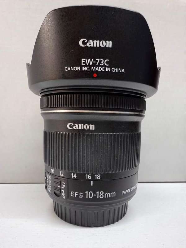 Canon EF-S 10-18mm 1:4.5-5.6 IS STM lens