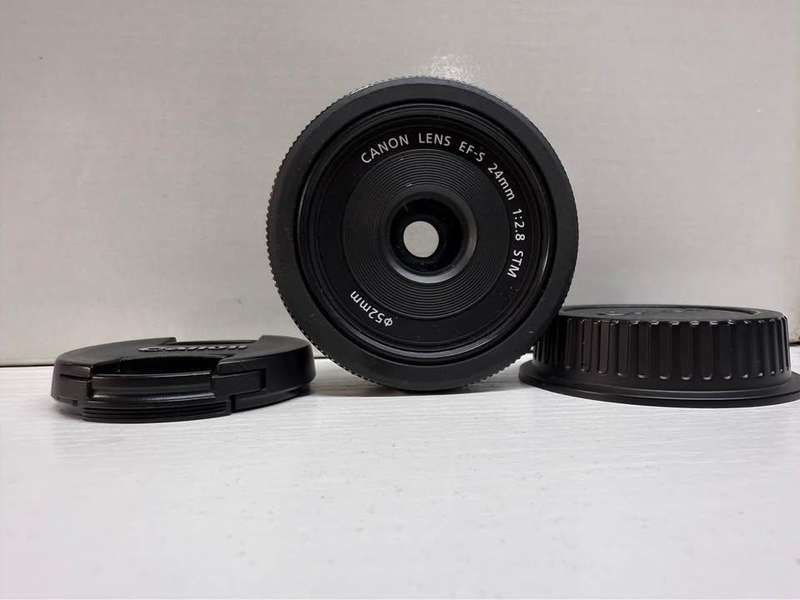 Canon EF-S 24mm 1:2.8 STM Lens