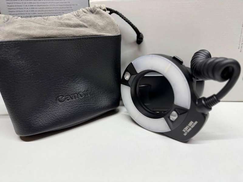 Canon MR-14EX Macro Ring Lite Flash