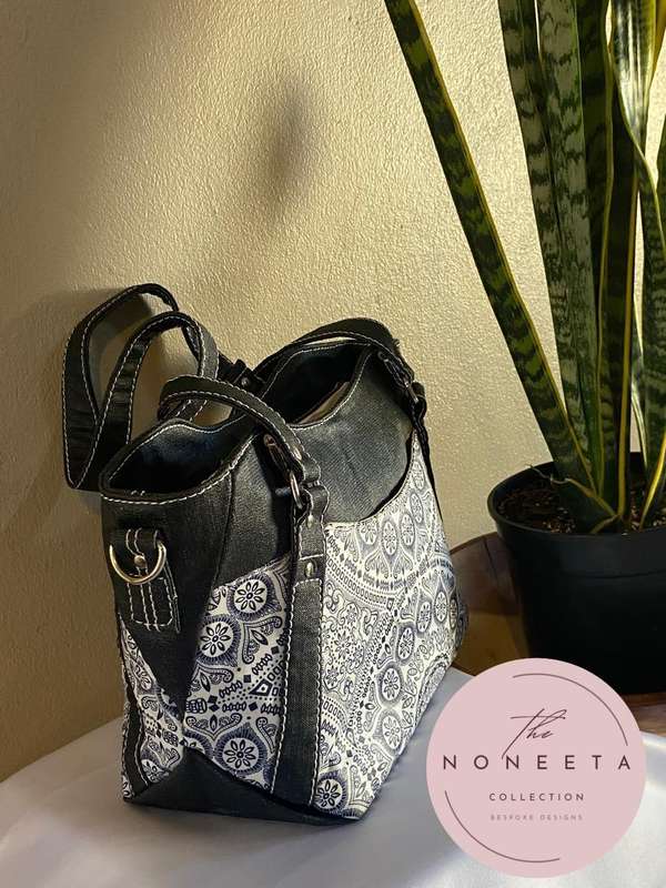 Shweshwe detailed handbag