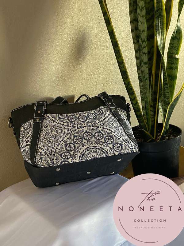 Shweshwe detailed handbag