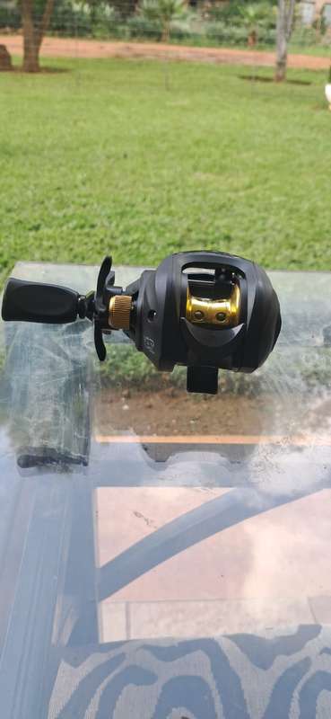 left handed baitcaster